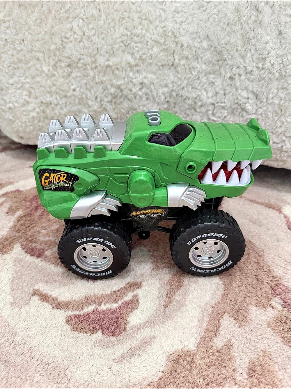 NKOK Supreme Machines Gator Chomper Green Monster Truck Toy